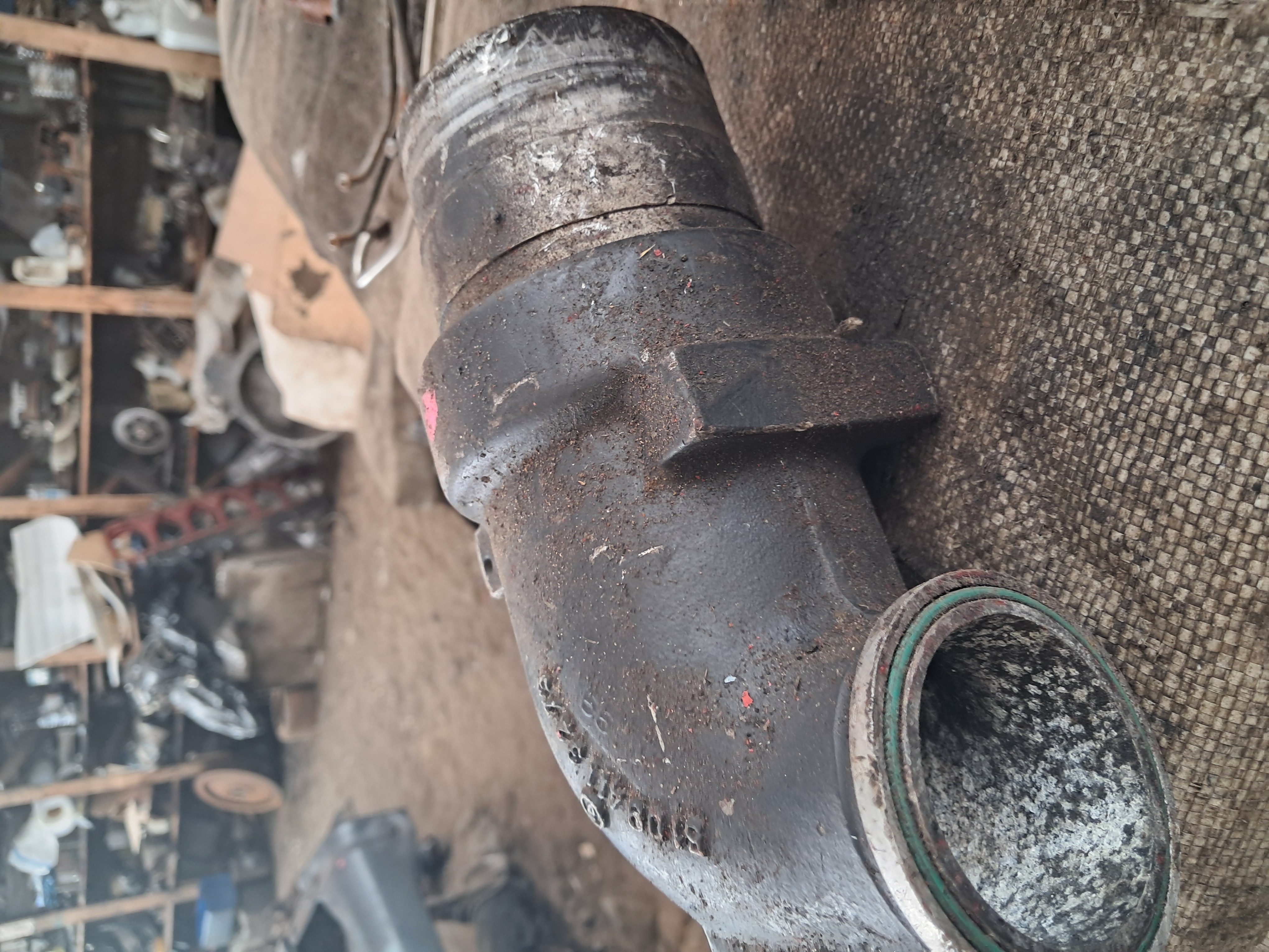 Патрубок интеркулера man tga или man F2000